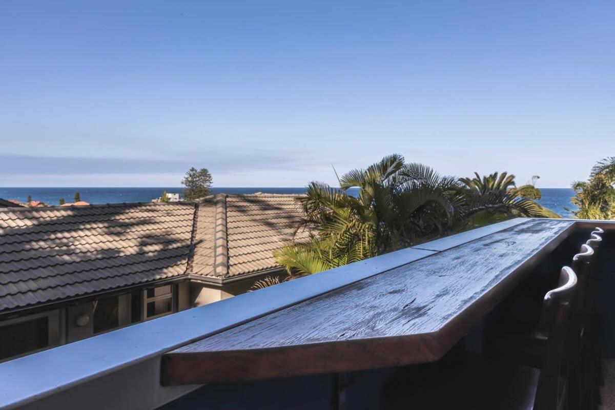 Ocean Views 2-bed Minutes From Collaroy